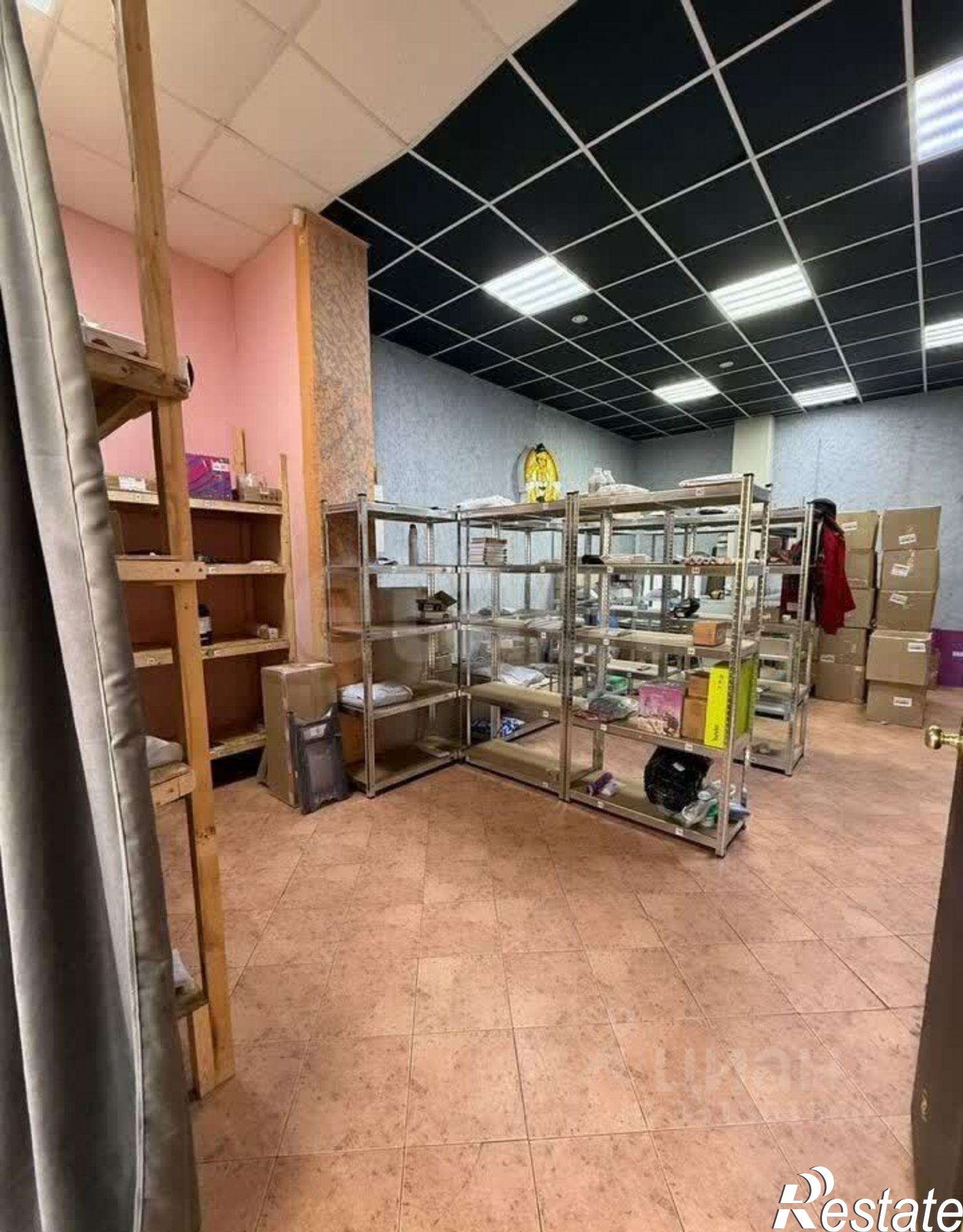 Купить торговое помещение за 9 200 060 рублей на ул Белобородова, 8/4