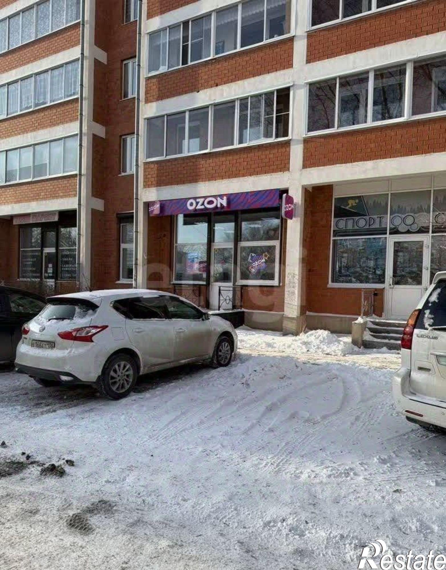 Купить торговое помещение за 9 200 060 рублей на ул Белобородова, 8/4