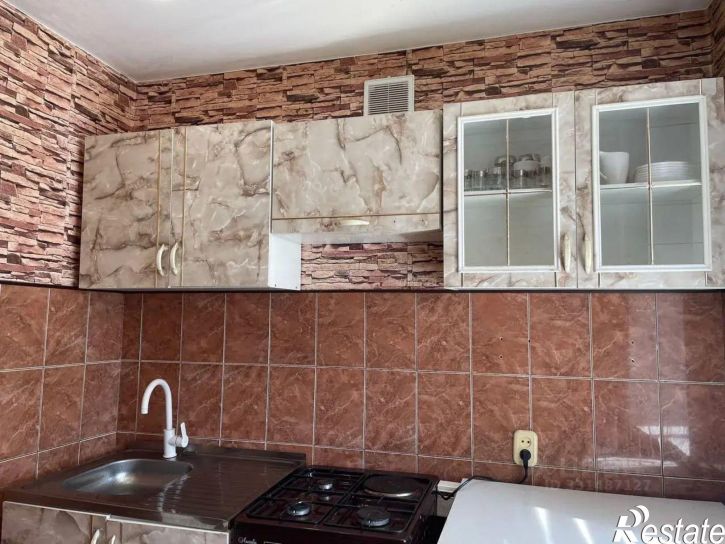 2-комн квартира улица Декабрьских Событий, 103,  д. 103