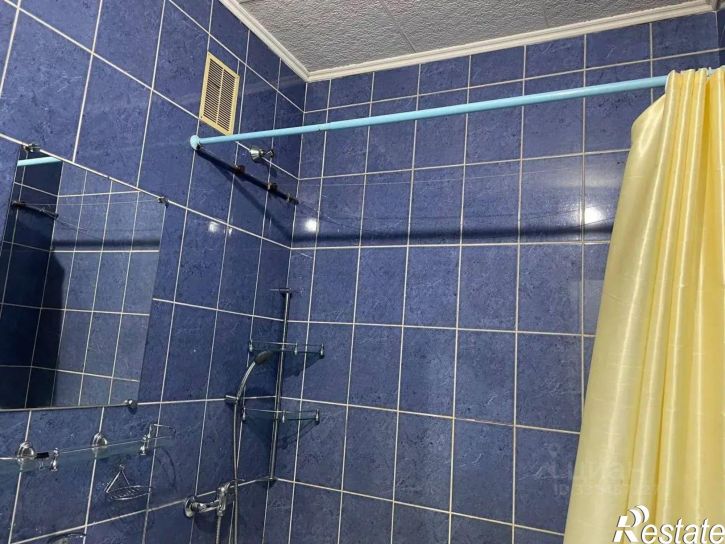 2-комн квартира улица Декабрьских Событий, 103,  д. 103