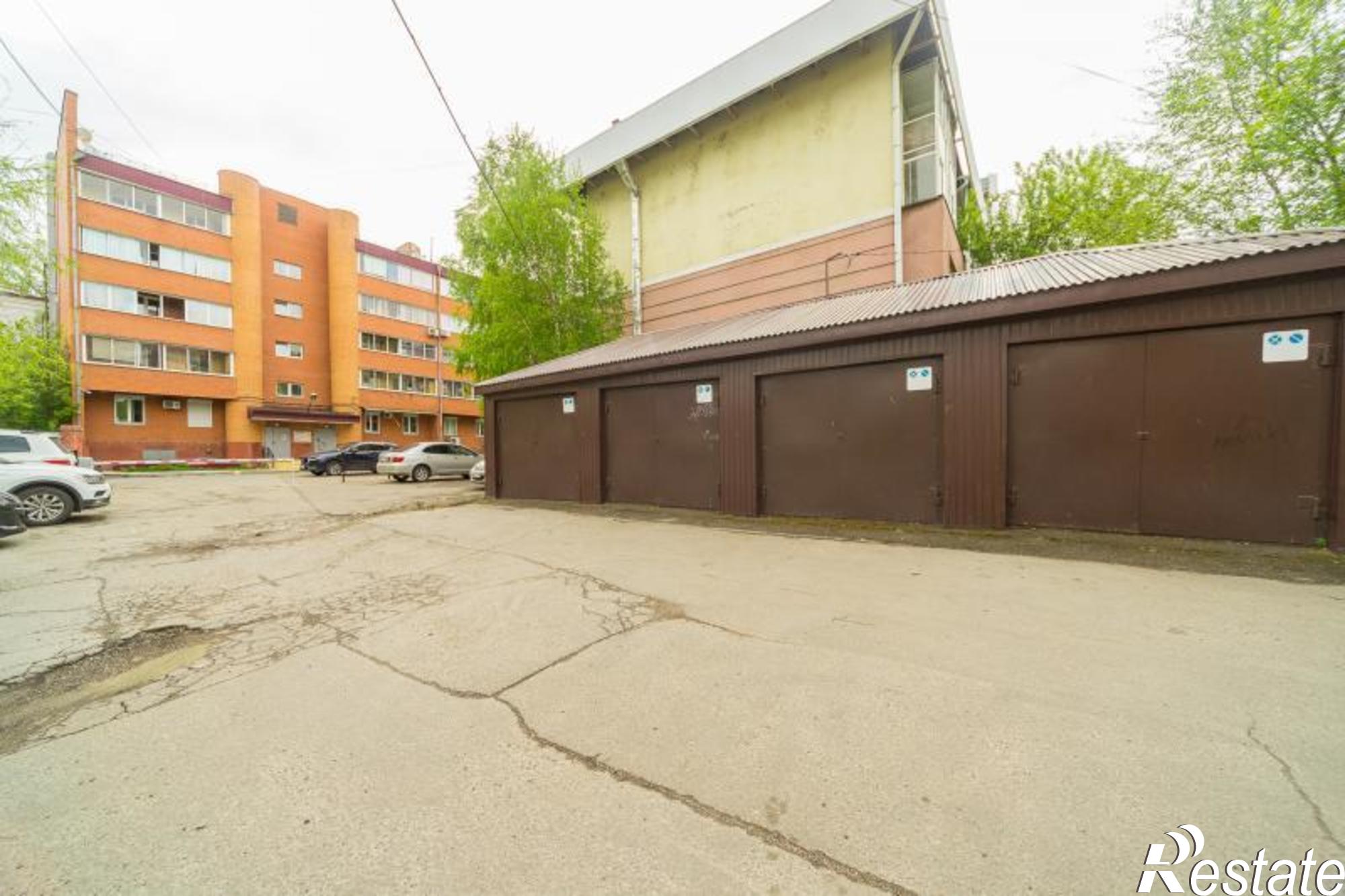 Купить гараж, место в паркинге за 2 350 000 рублей на Депутатская, 40