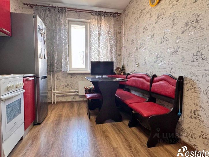 2-комн квартира улица Бородина, 13/1,  д. 13/1