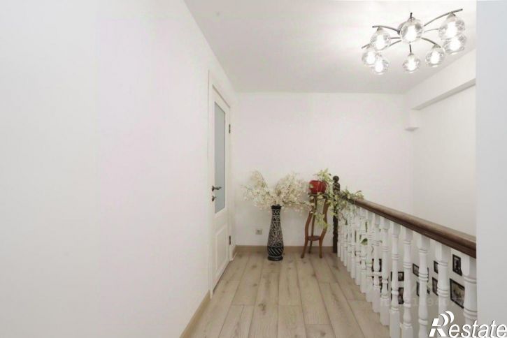 3-комн квартира ул Байкальская, 208/2,  д. 208/2