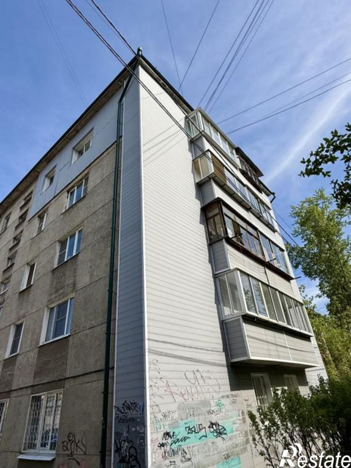 2-комн квартира Академическая, 12а