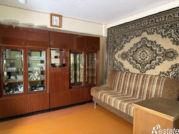 2-комн квартира Розы Люксембург, 64