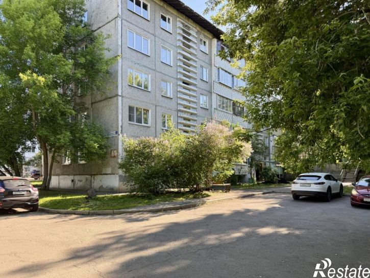 3-комн квартира Первомайский мкр, 7