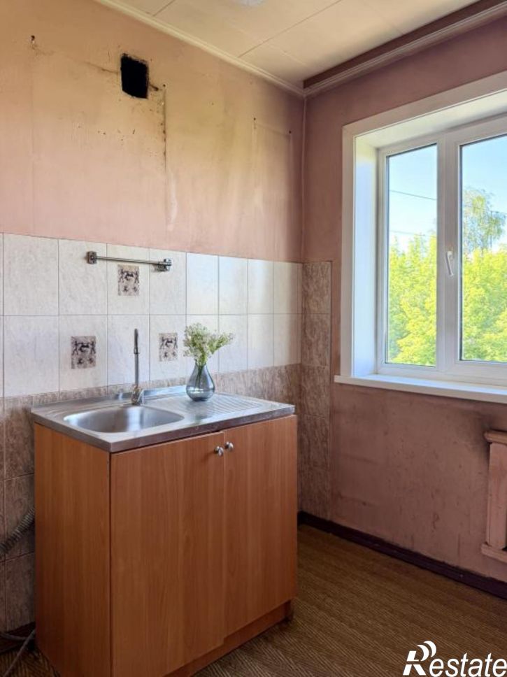 3-комн квартира Первомайский мкр, 7