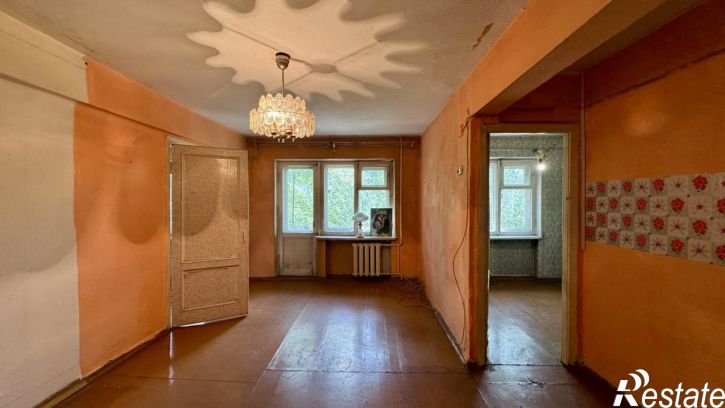2-комн квартира Байкальская, 180