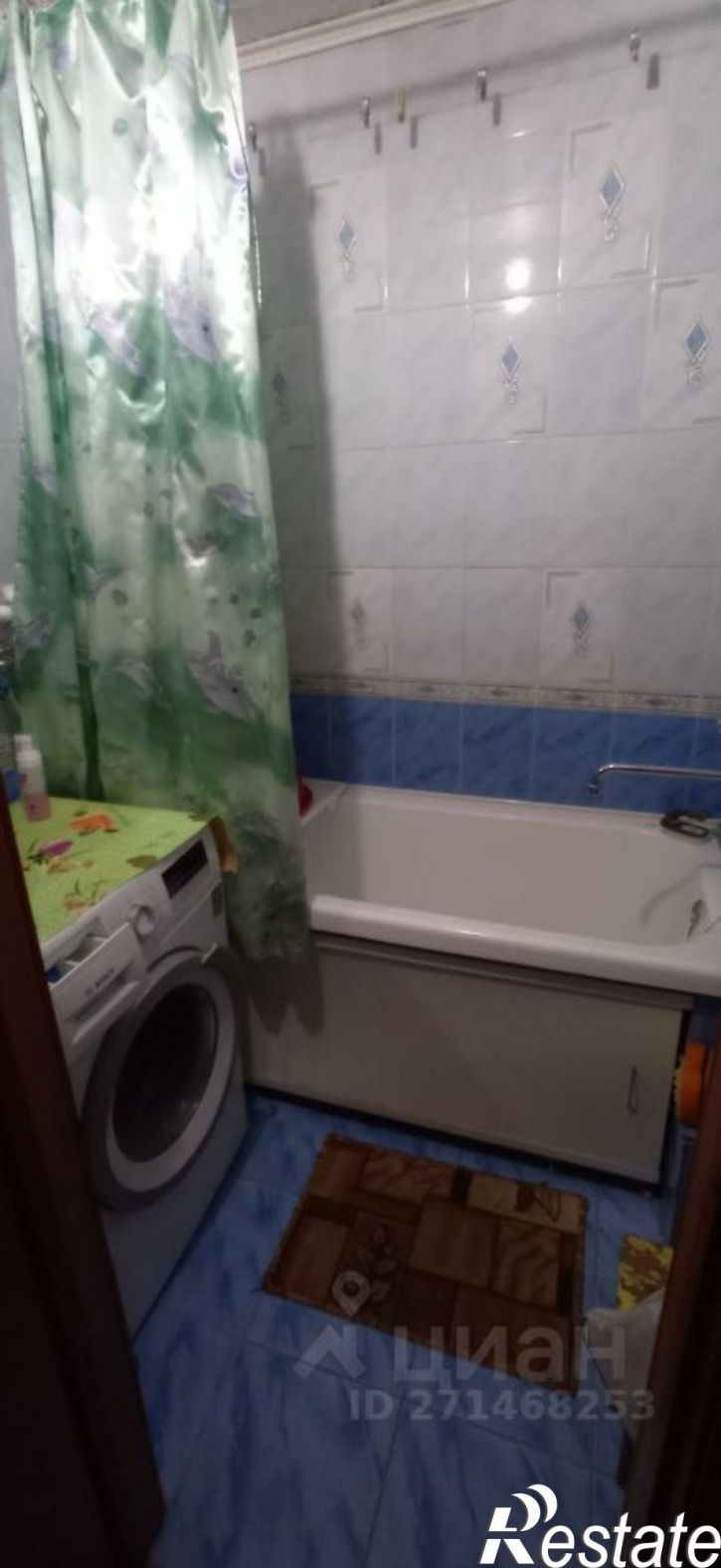 Комната ул Иосифа Уткина, 28,  д. 28