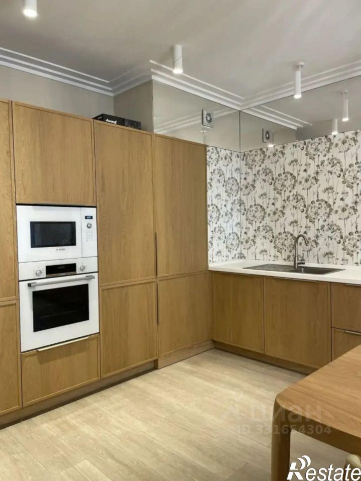 2-комн квартира улица Красных Мадьяр, 27,  д. 27
