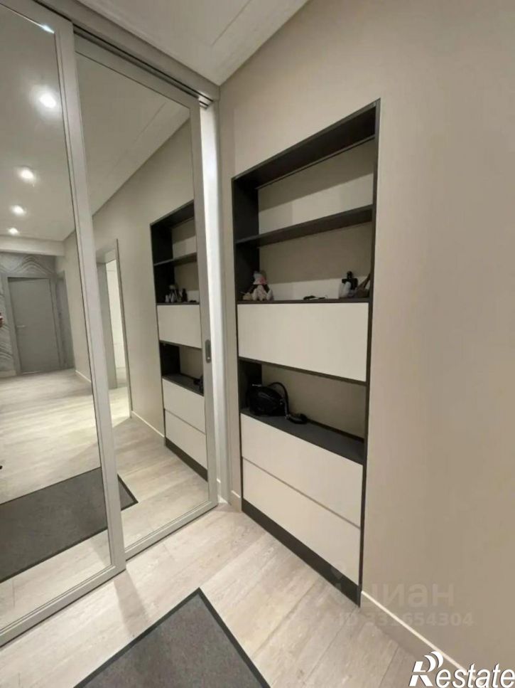 2-комн квартира улица Красных Мадьяр, 27,  д. 27