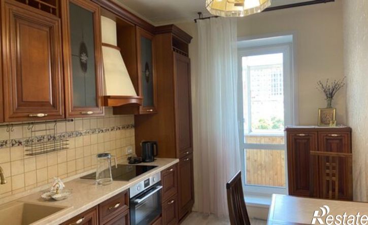 3-комн квартира ул Поленова, 35,  д. 35