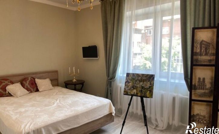 3-комн квартира ул Поленова, 35,  д. 35