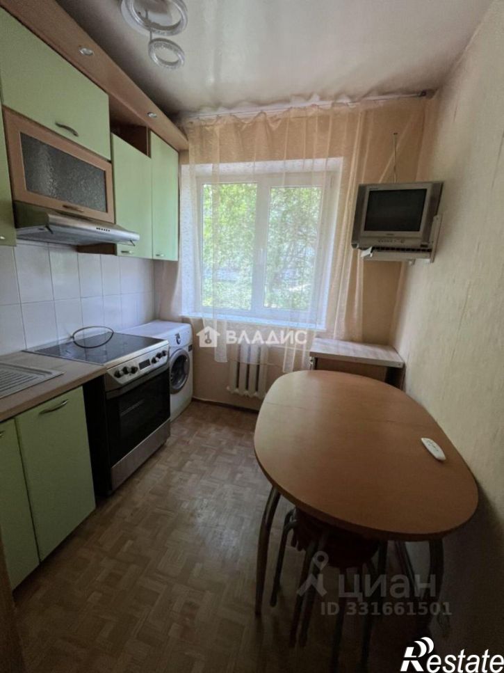 2-комн квартира микрорайон Первомайский, 44