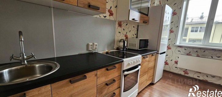 1-комн квартира микрорайон Радужный, 72