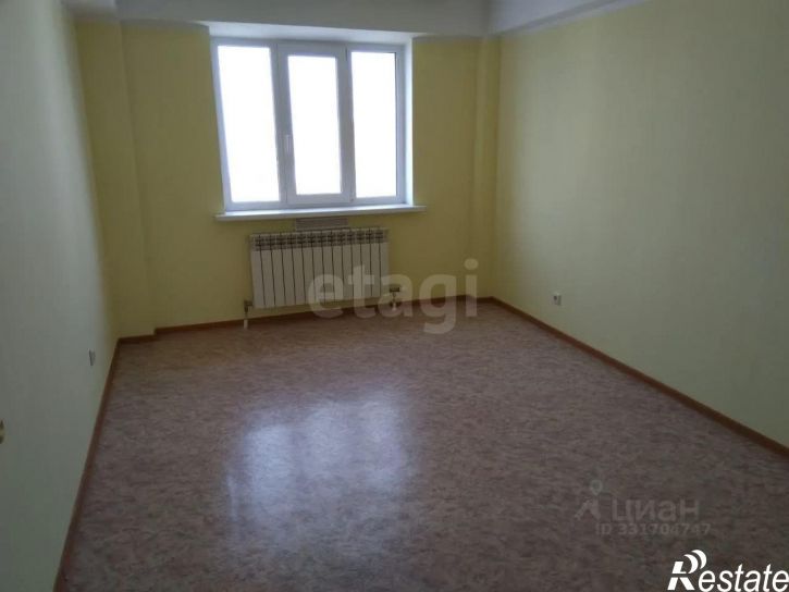 3-комн квартира ул Ленинградская, 90,  д. 90