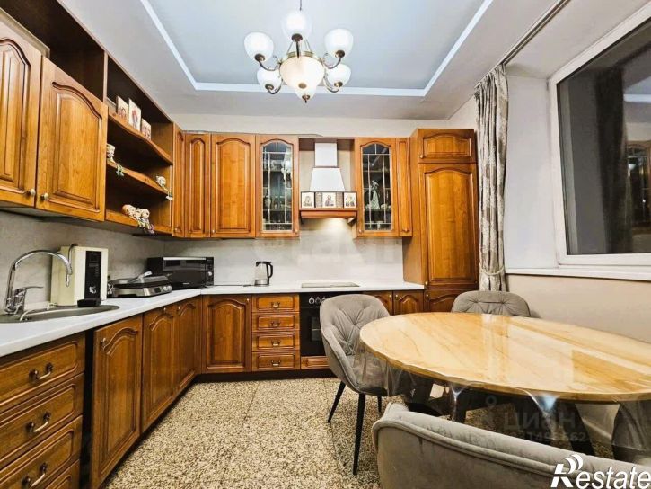 2-комн квартира ул Российская, 8,  д. 8