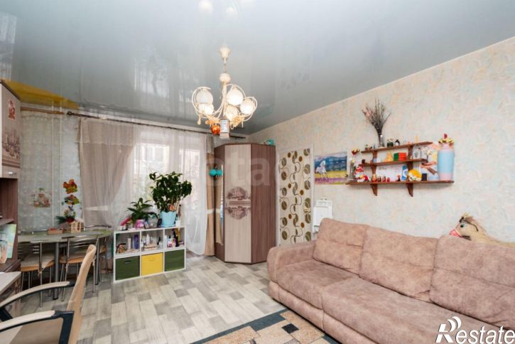 2-комн квартира ул Российская, 1,  д. 1