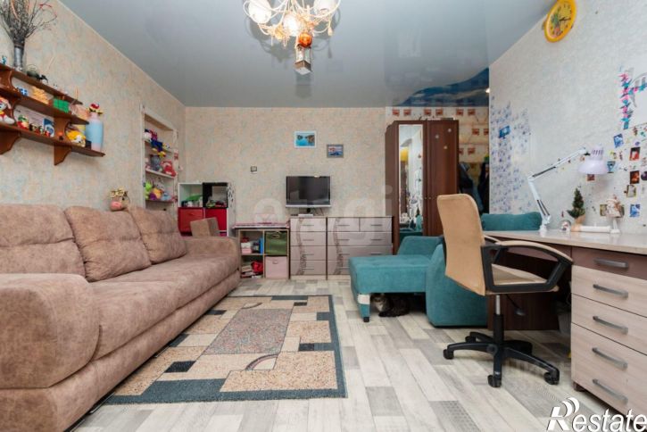 2-комн квартира ул Российская, 1,  д. 1