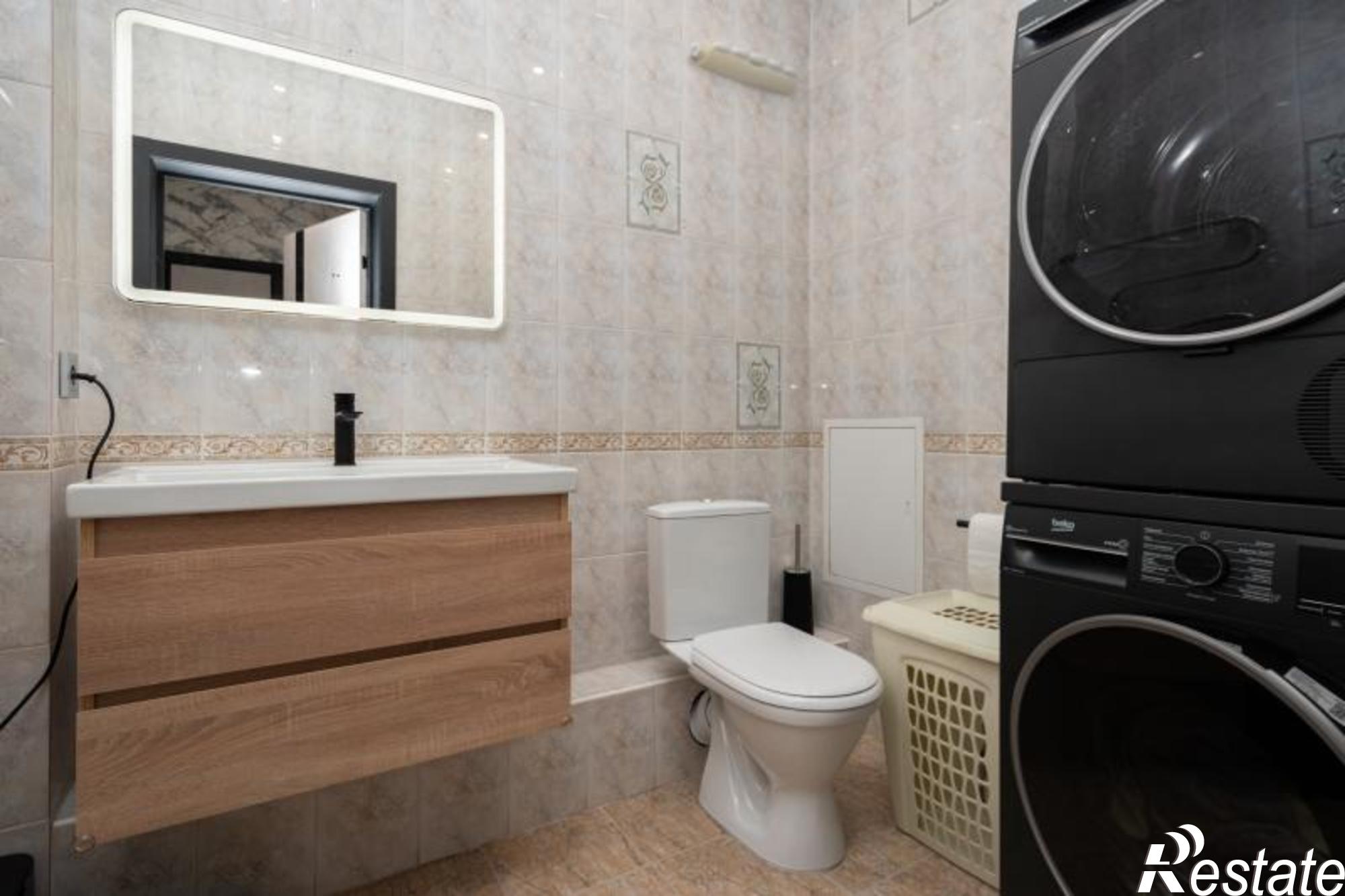 Купить квартиру за 11 450 000 рублей на Дальневосточная, 104