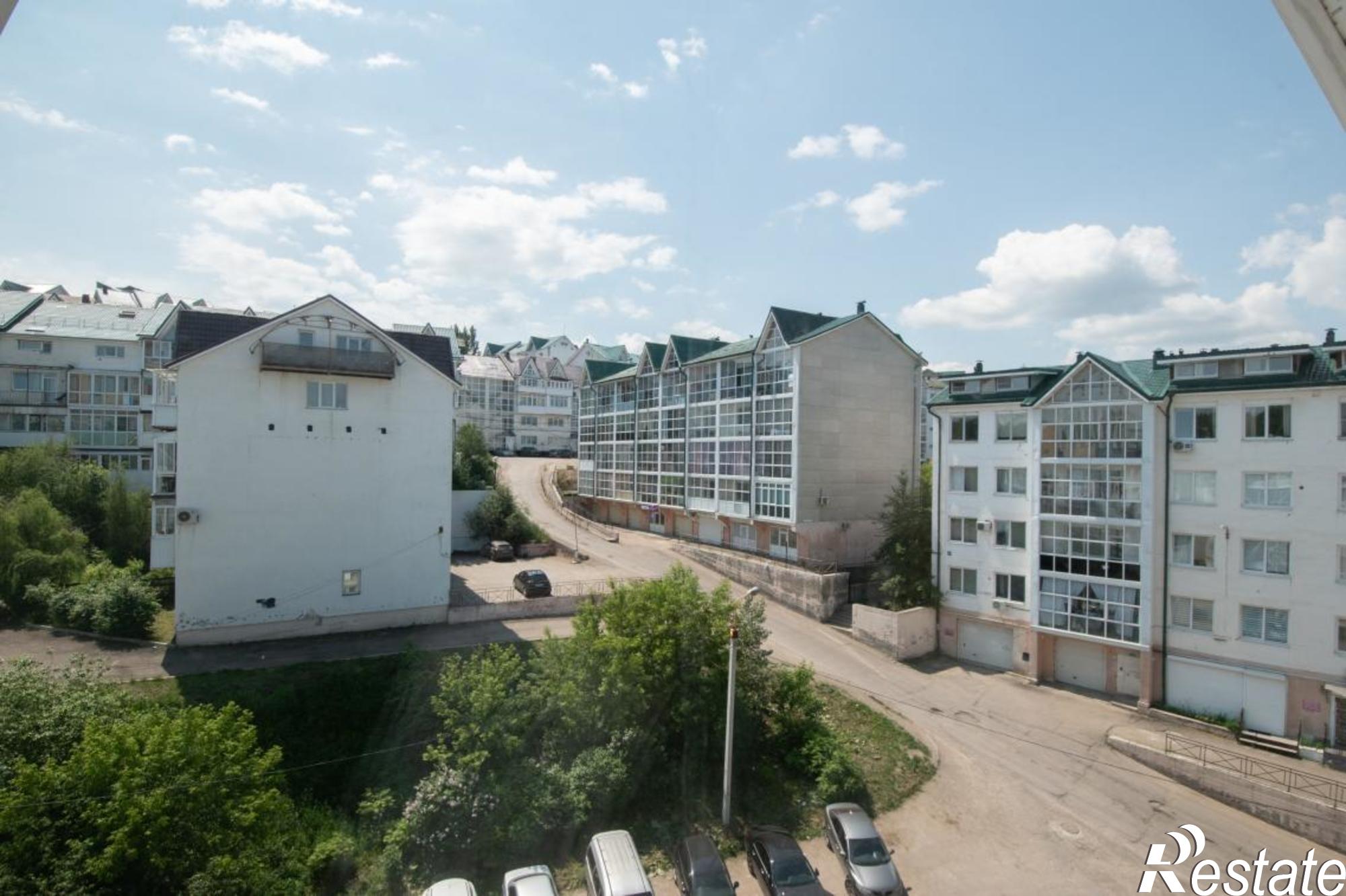 Купить квартиру за 9 999 000 рублей на Ершовский мкр., 158а