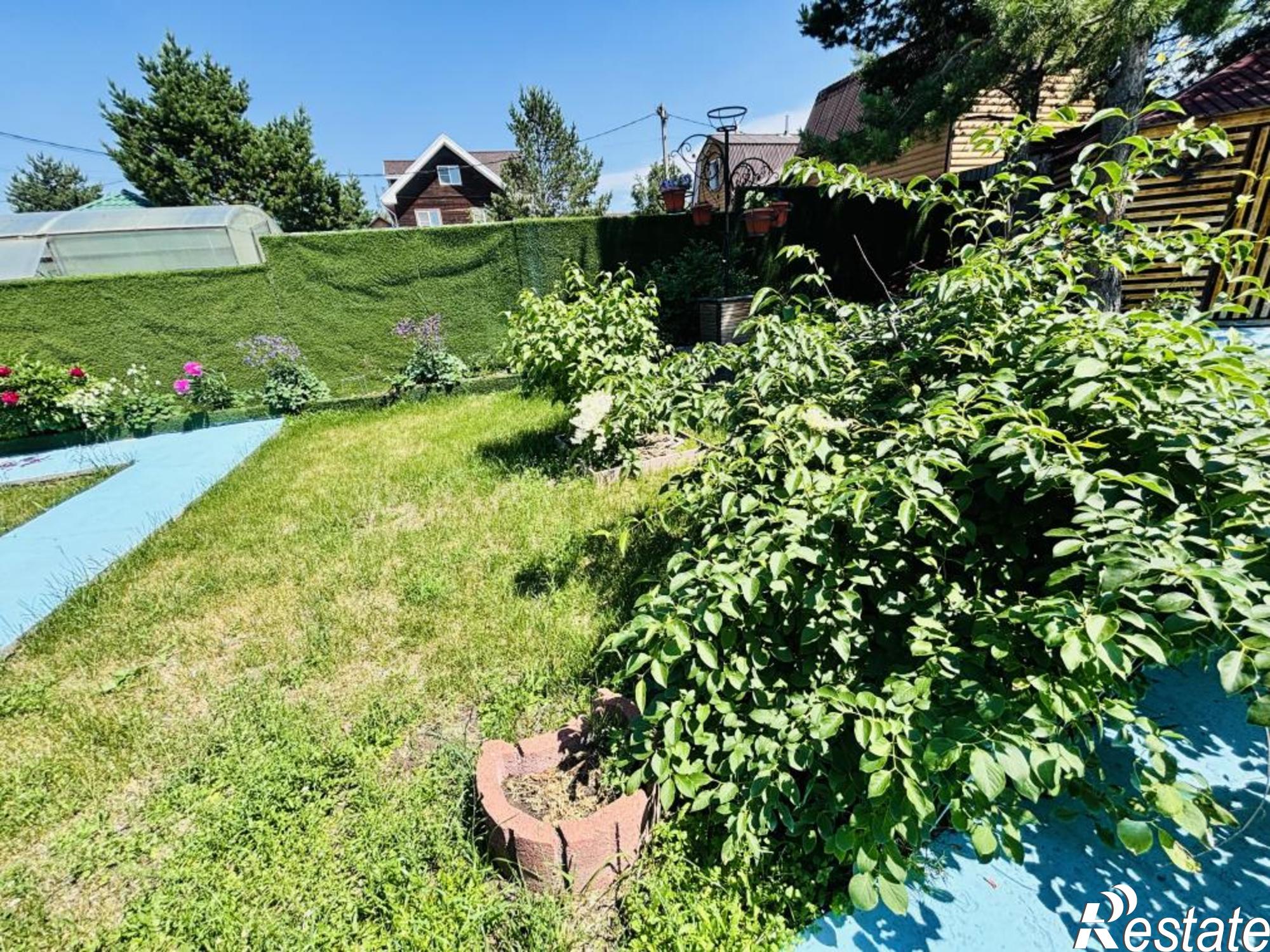 Купить дачу, дом, коттедж за 15 000 000 рублей на Яблоневая, 32