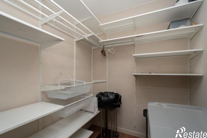 4-комн квартира Трилиссера, 22