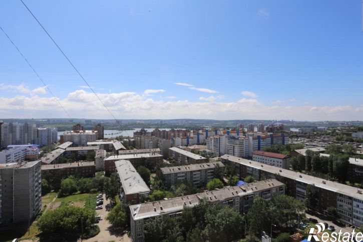 3-комн квартира Байкальская, 208