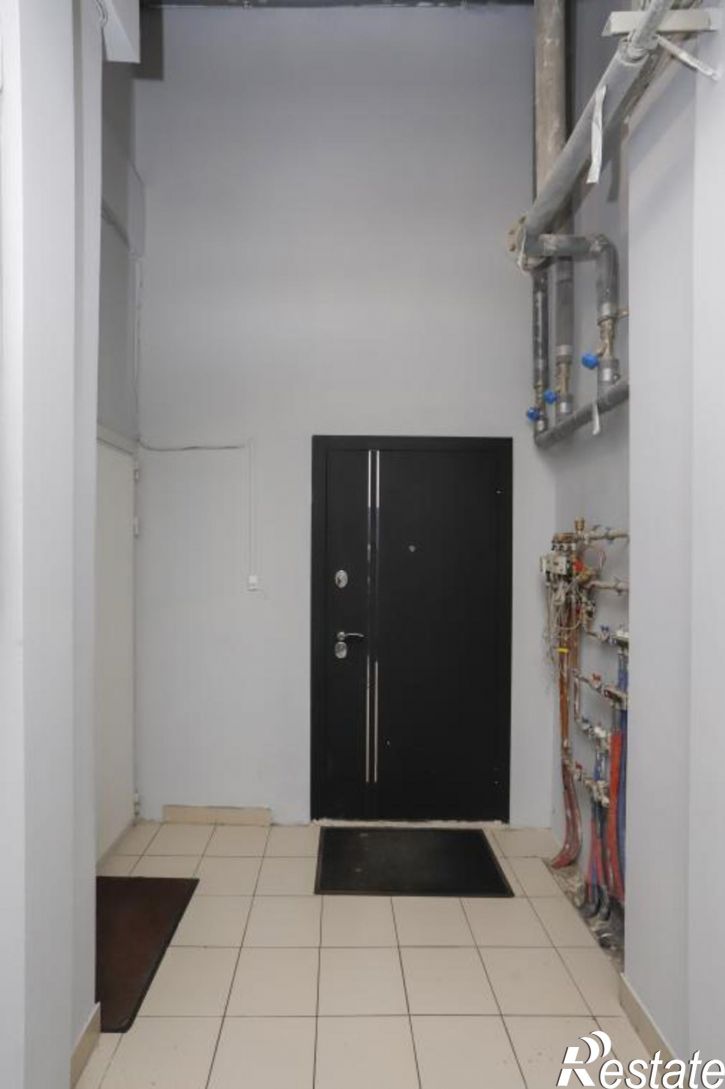 3-комн квартира Байкальская, 208