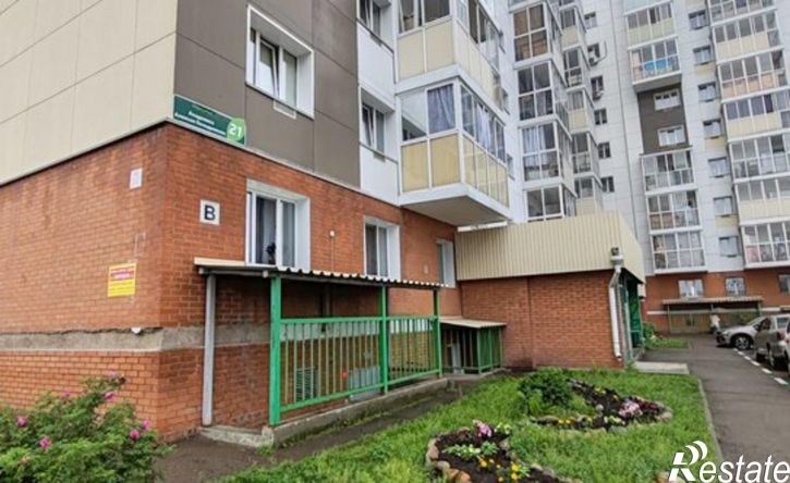 3-комн квартира переулок имени Академика Алексея Окладникова, 21