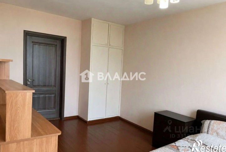 Комната б-р Рябикова, 12б,  д. 12б