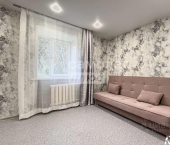 1-комн, 30кв м, этаж 1/4 б-р Постышева, 27