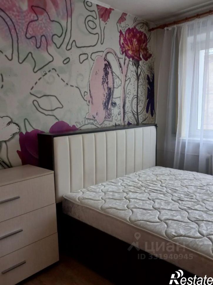 3-комн квартира б-р Рябикова, 8б,  д. 8б
