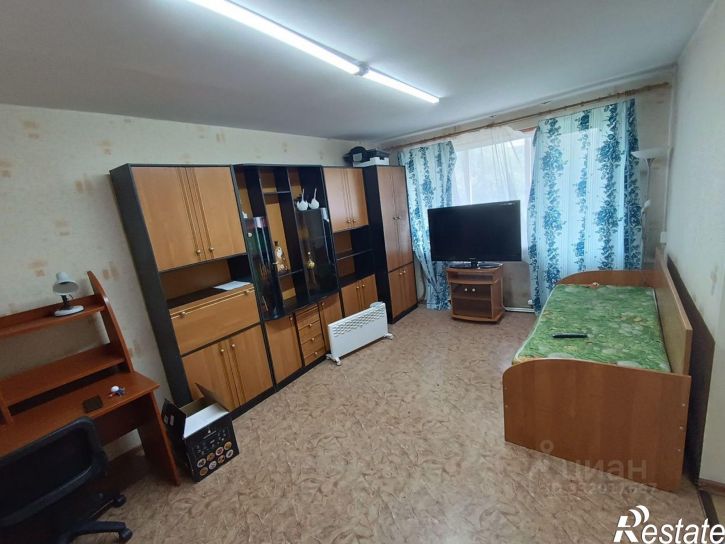 1-комн квартира ул Нестерова, 8,  д. 8
