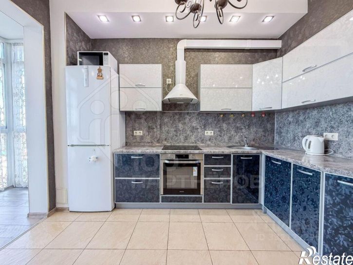 4-комн квартира ул Декабрьских Событий, 31,  д. 31