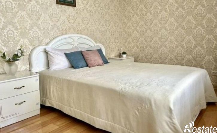 4-комн квартира ул Трилиссера, 89,  д. 89