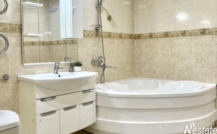 4-комн квартира ул Трилиссера, 89,  д. 89
