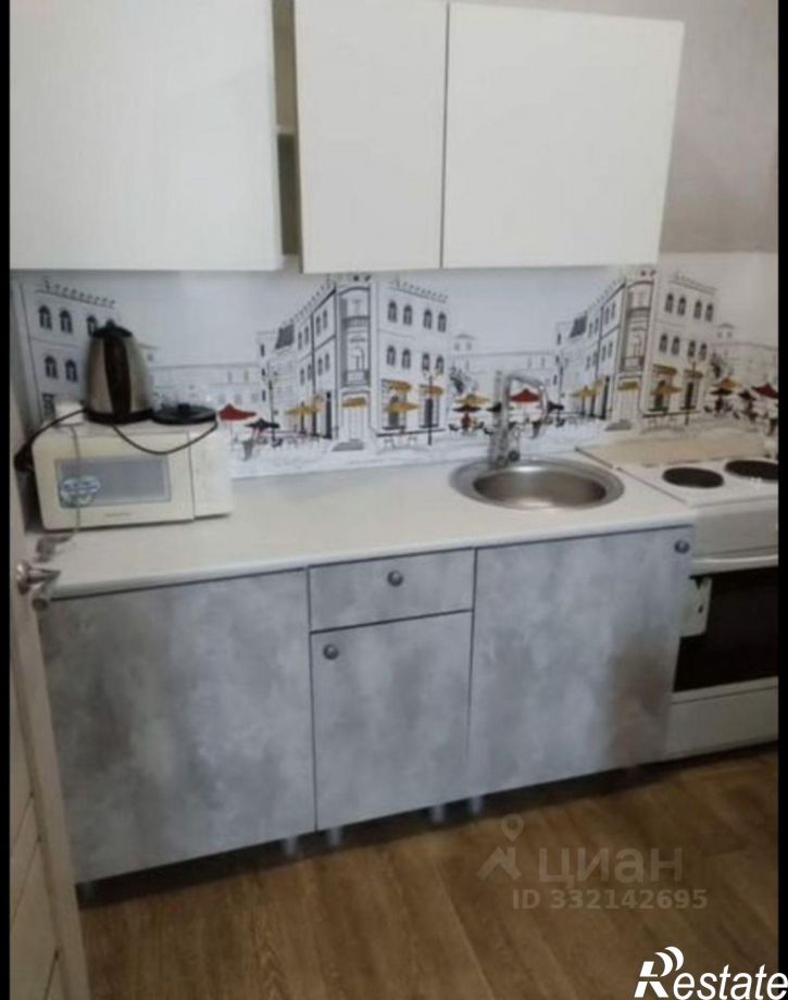 2-комн квартира микрорайон Радужный, 72