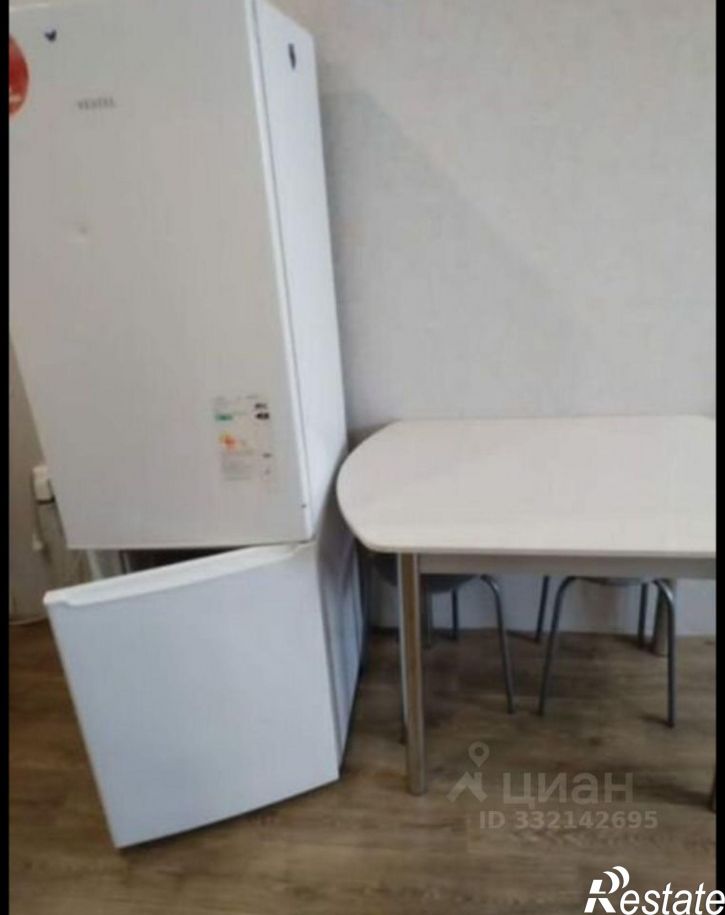 2-комн квартира микрорайон Радужный, 72