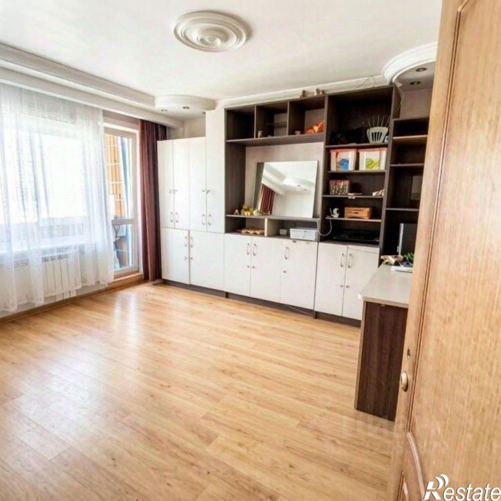 3-комн квартира Свердловский район