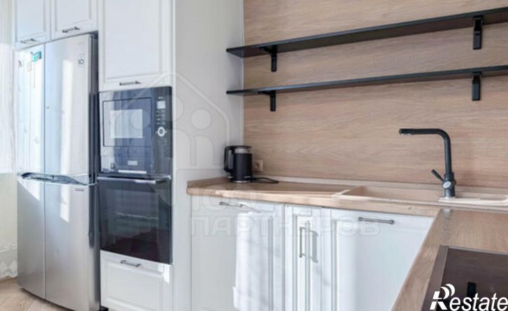 4-комн квартира ул Поленова, 33/3,  д. 33/3
