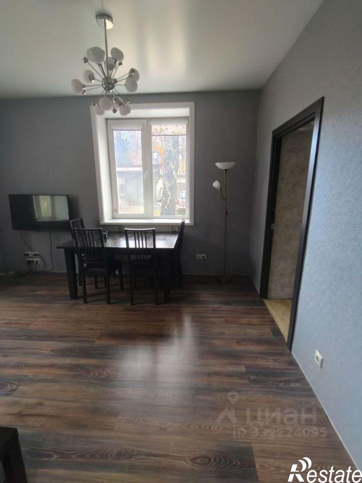 3-комн квартира ул Авиастроителей, 33,  д. 33