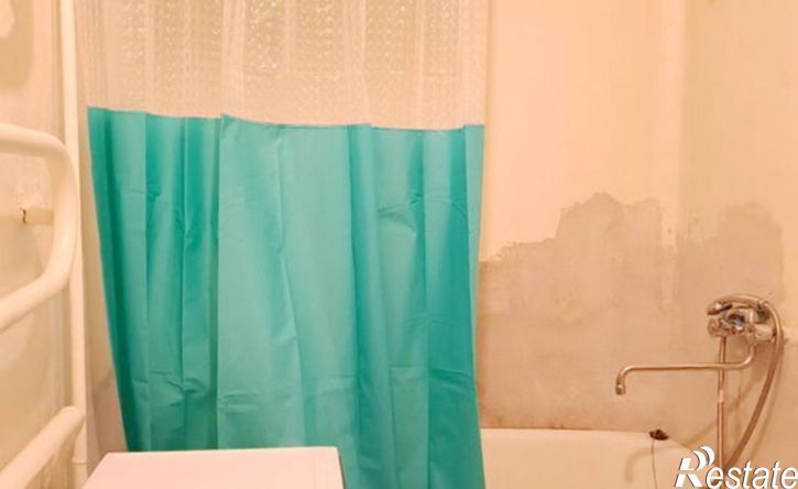 2-комн квартира ул Декабрьских Событий, 84,  д. 84