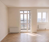 1-комн, 42кв м, этаж 15/15 ул Петрова, 18