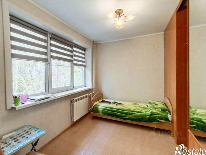 3-комн квартира микрорайон Приморский, 9