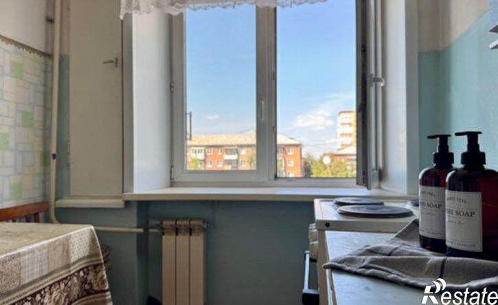 3-комн квартира ул Пискунова, 100,  д. 100