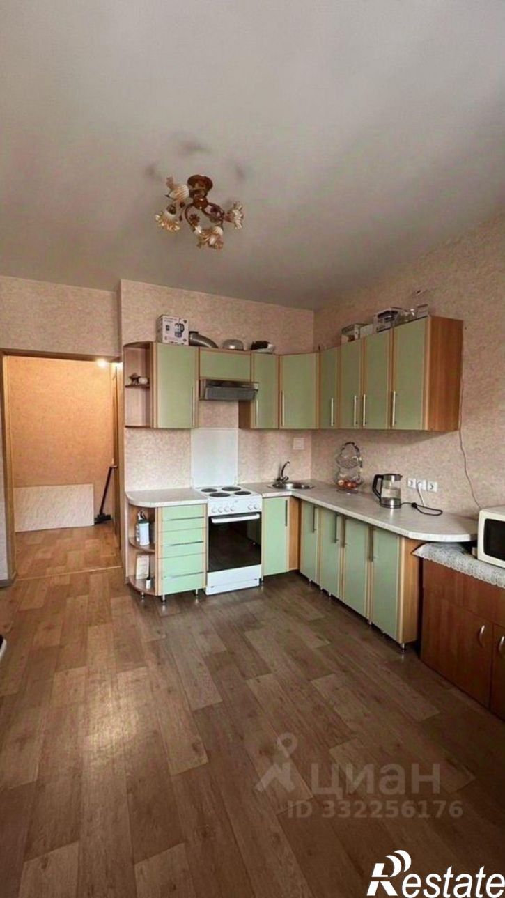 2-комн квартира ул Дыбовского, 8/4,  д. 8/4