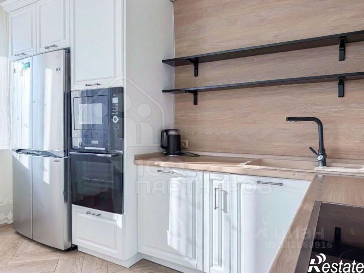 4-комн квартира ул Поленова, 33/3,  д. 33/3