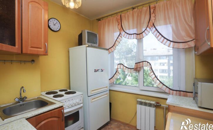 3-комн квартира ул Бажова, 17,  д. 17