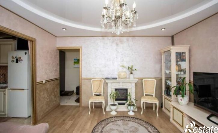 3-комн квартира микрорайон Университетский, 71